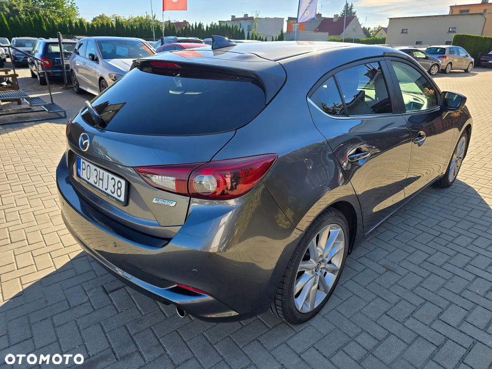 Mazda 3 2018 photo 4