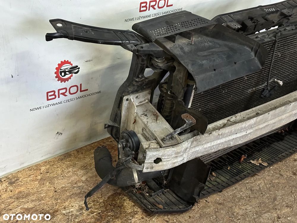 PAS PRZEDNI AUDI A4 B8 2.0 TDI - 2