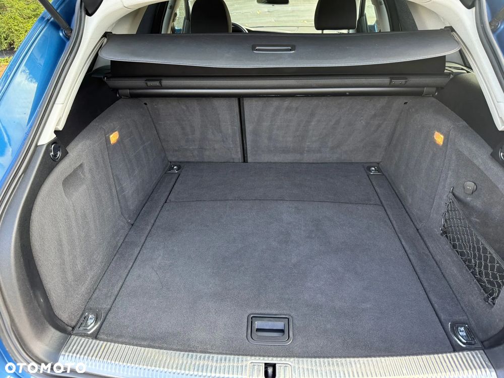 Audi A4 Avant 2.0 TDI Quattro - 11
