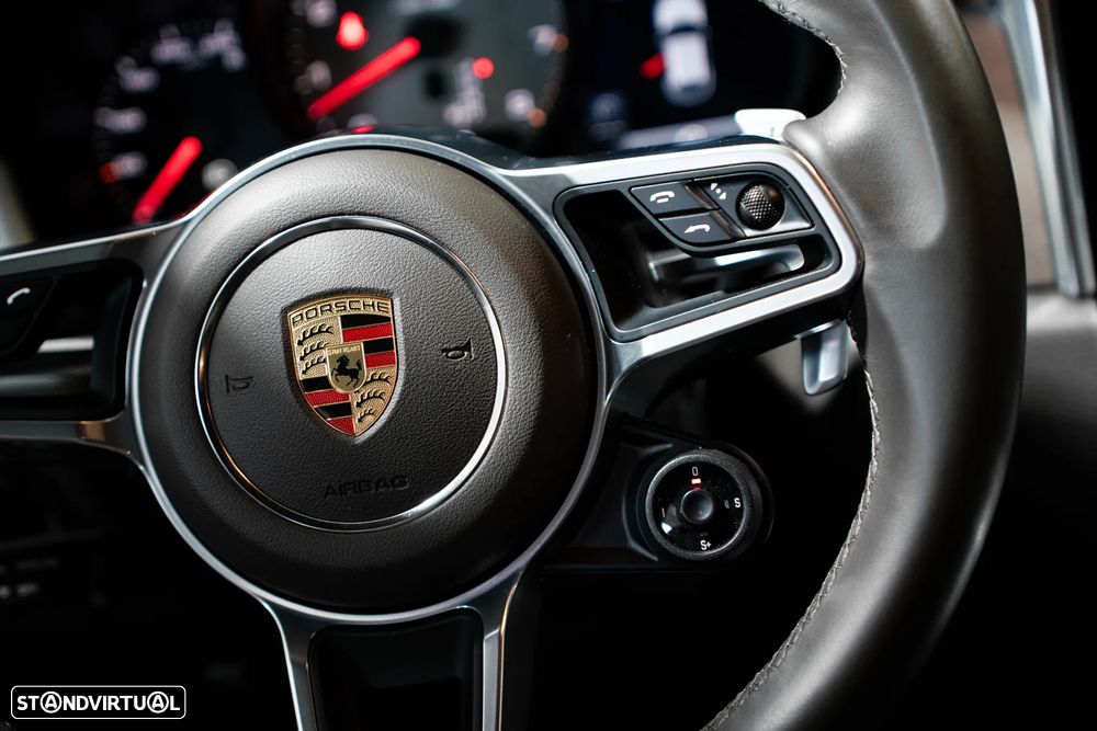 Porsche Macan S - 24