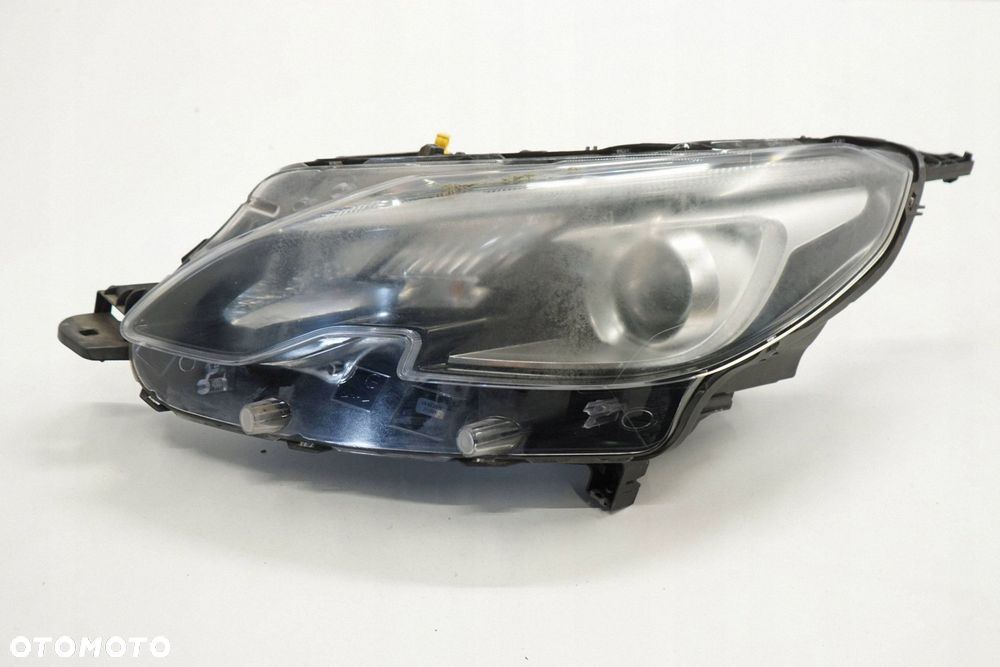 PEUGEOT 2008 I LIFT 16R LAMPA LEWY PRZÓD PRZEDNIA EUROPA 9814749080