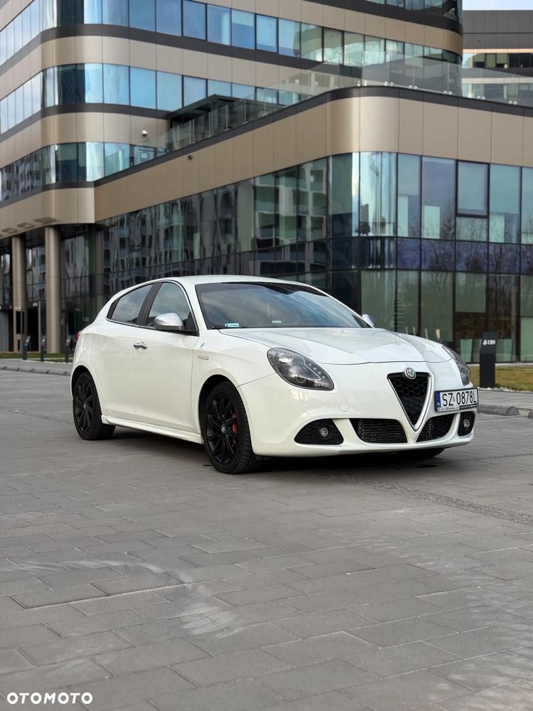 Alfa Romeo Giulietta 1750 TBi Quadrifoglio Verde - 1