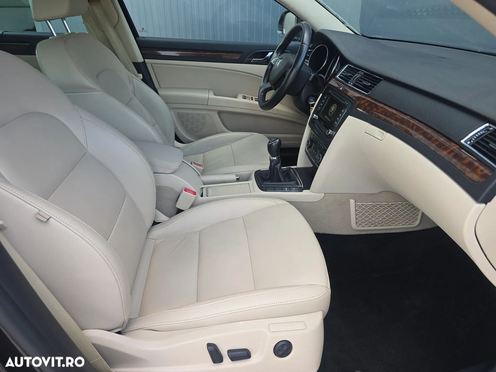SKODA Superb 2014 — imagine 11