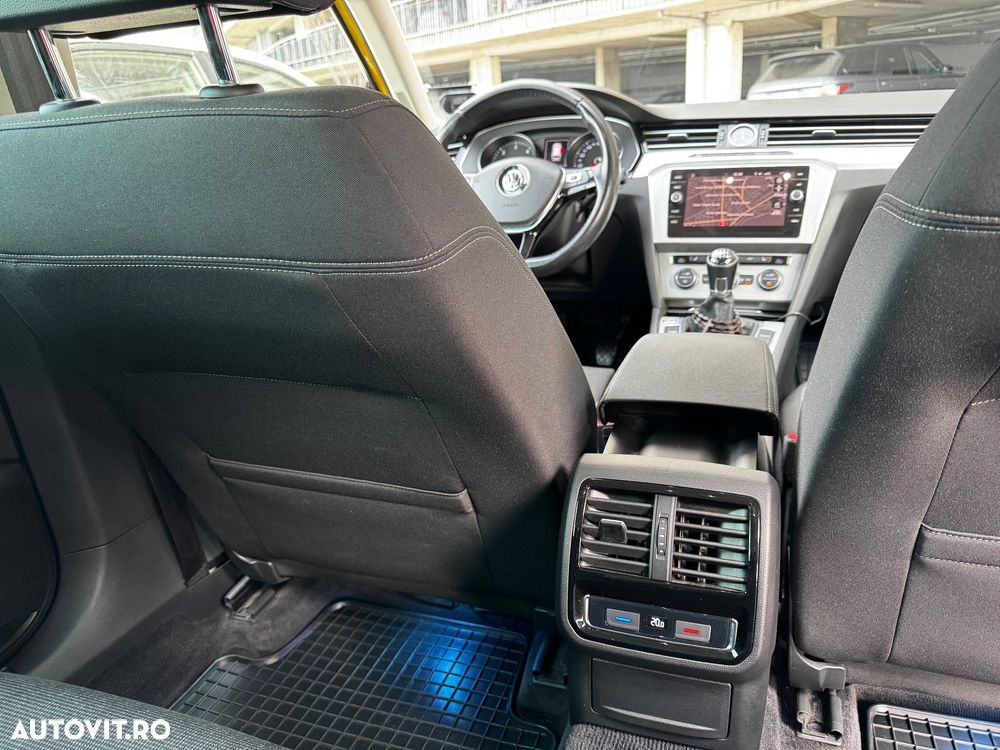 Volkswagen Passat 2.0 TDI Comfortline - 7