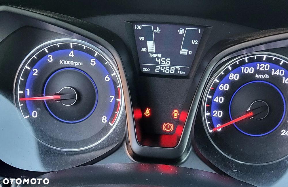 Hyundai ix20 1.4 Classic + - 14