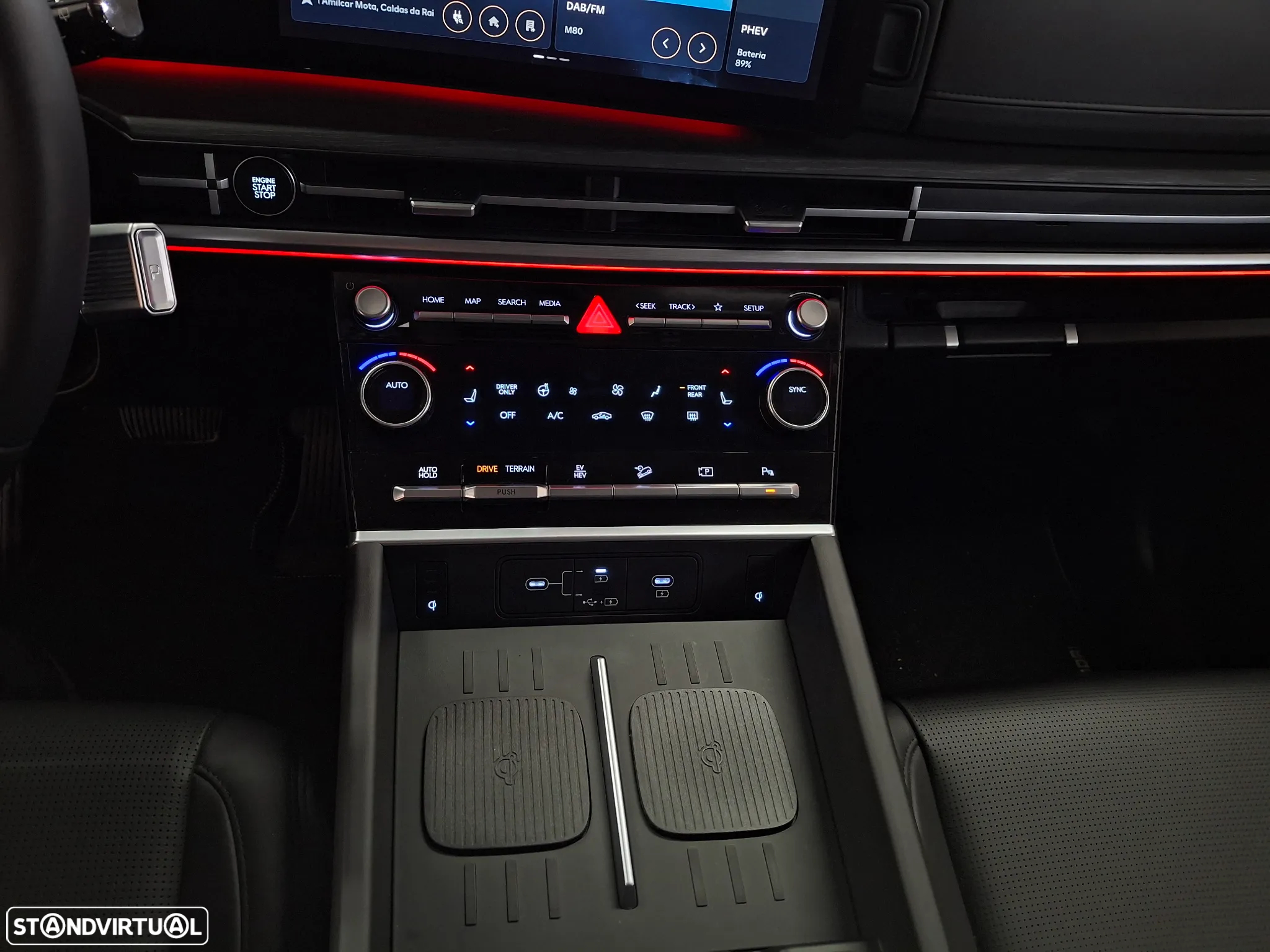 Hyundai Santa Fe 1.6 T-GDI HEV Vanguard - 25