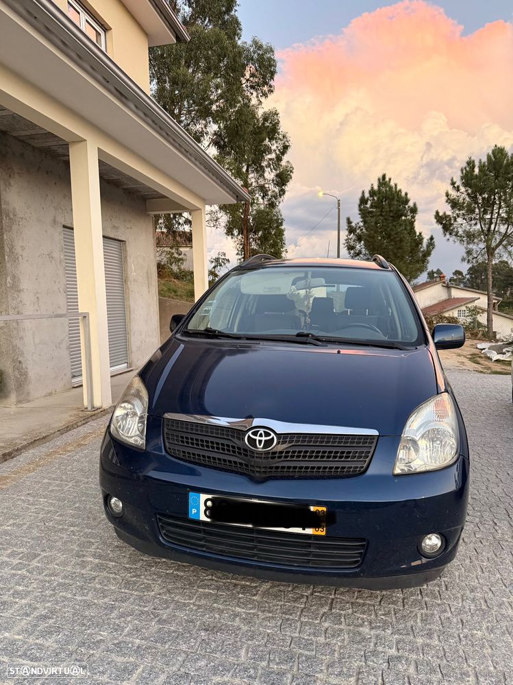 Toyota Corolla Verso 1.6 VVT-i - 1