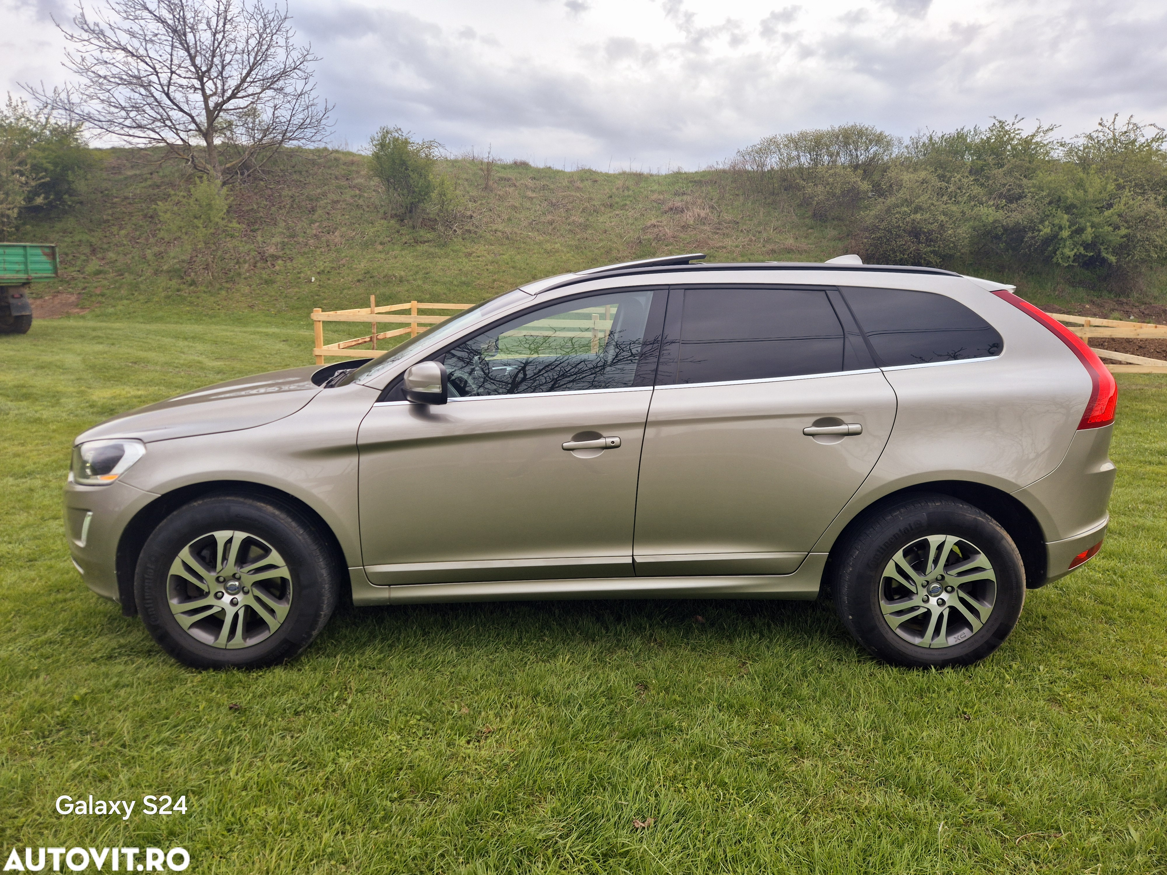 Volvo XC 60 D4 Geartronic Momentum - 28