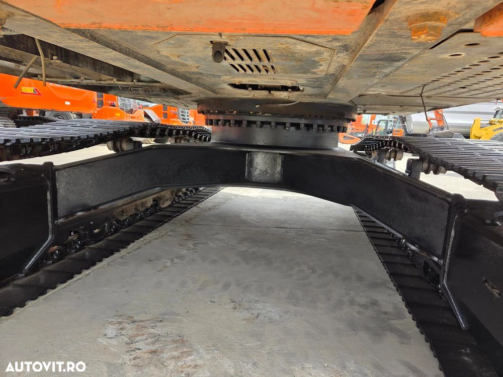 Hitachi ZX250, 6.535h, cupa NOUA 1,55mc, Masa 27,2tone, 2018, INGUST latime 2,99m, adancime sapare 7m, consum mediu 12,6l/h, lant 80% ok doar 620h deplasare, camera spate si laterale, inst picon, inst rotire, Isuzu 173CP, posibil leaasing-PROMOTIE 89.900 EUR - 22