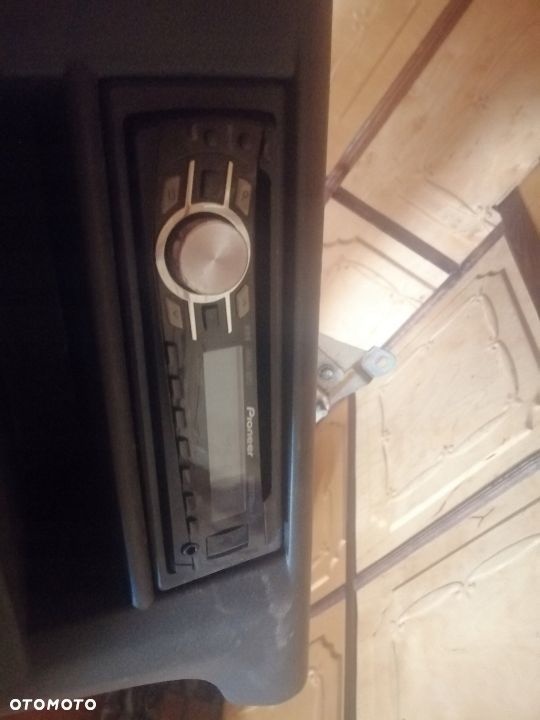 RADIO PIONEER DEH-2300UB KOMPLET jak nowe - 1