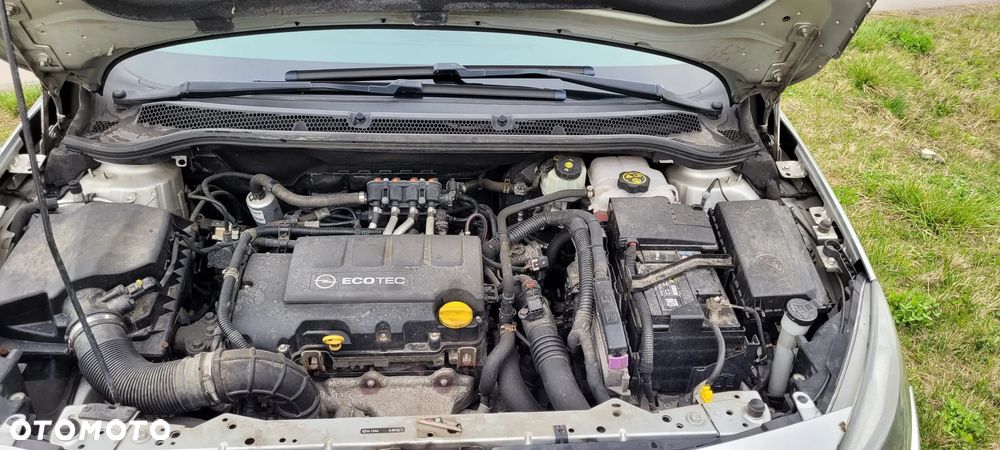 Opel Astra - 16