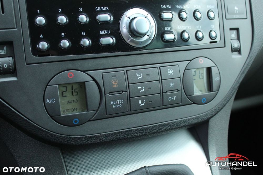 Ford C-MAX - 17
