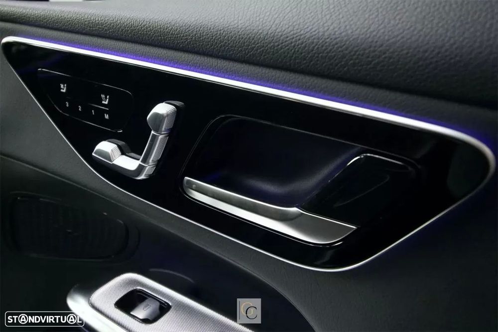 Mercedes-Benz GLC 300 e 4Matic - 21