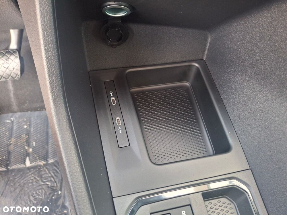 Volkswagen Caddy - 24