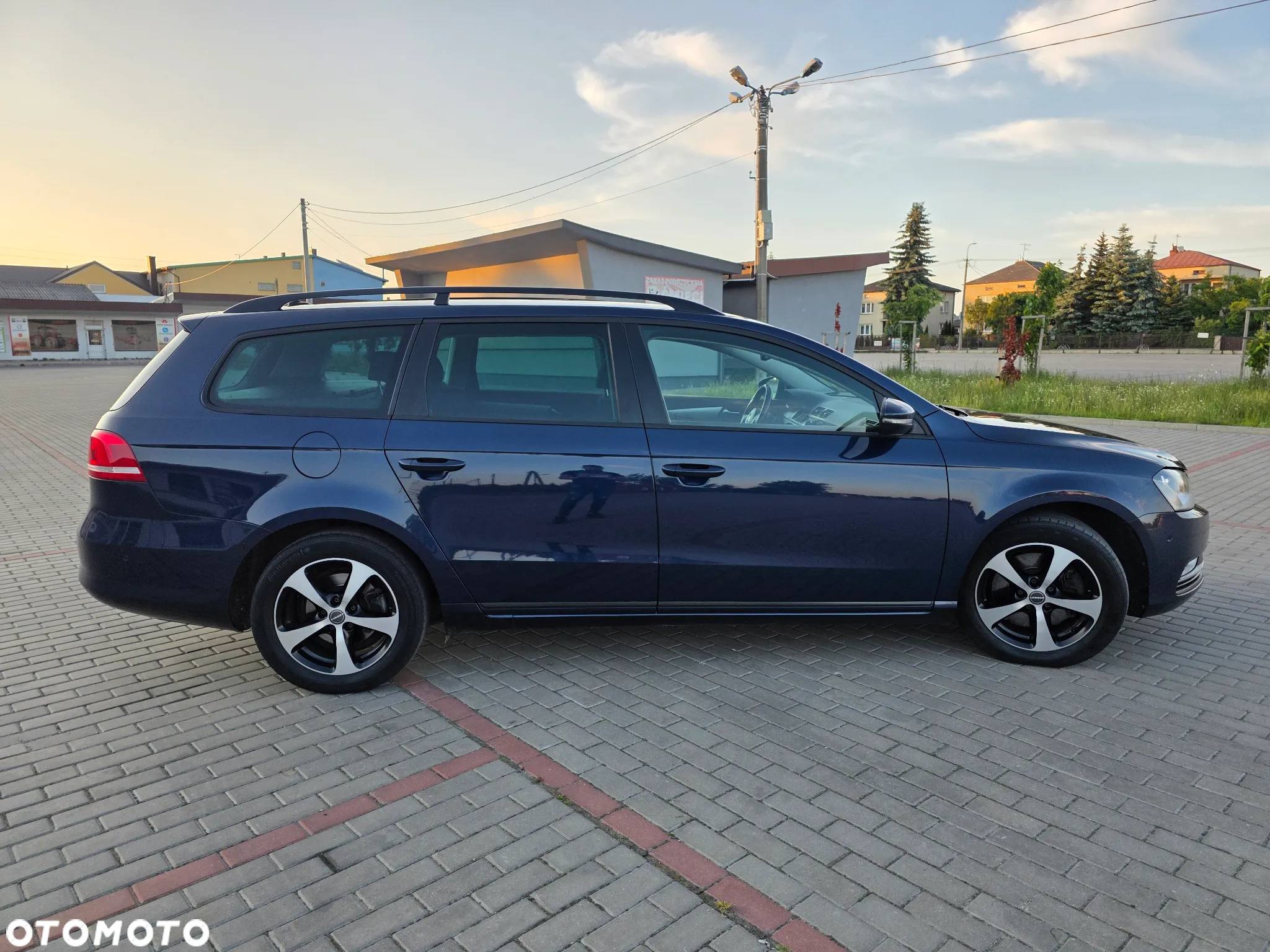 Volkswagen Passat 2.0 TDI Highline DSG - 11