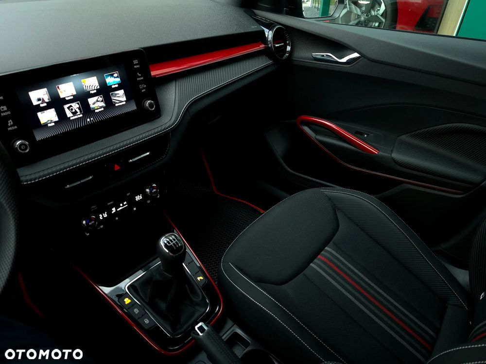 Skoda Fabia 1.0 TSI Monte Carlo - 39