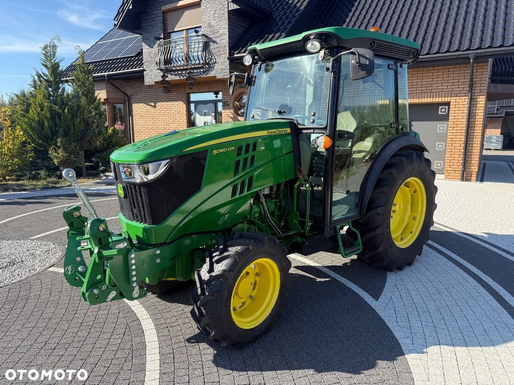 John Deere 5090GN - 1
