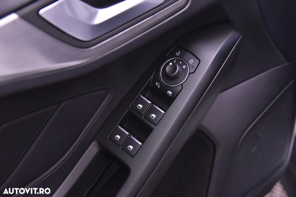 Ford Focus - 14