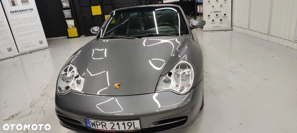 Porsche 911 Carrera Cabrio - 1