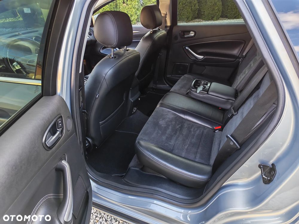 Ford Mondeo 2.0 Titanium X - 13