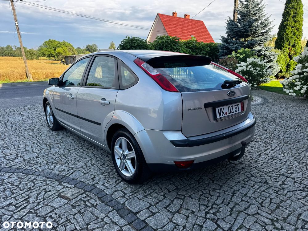 Ford Focus 2.0 16V Sport - 7