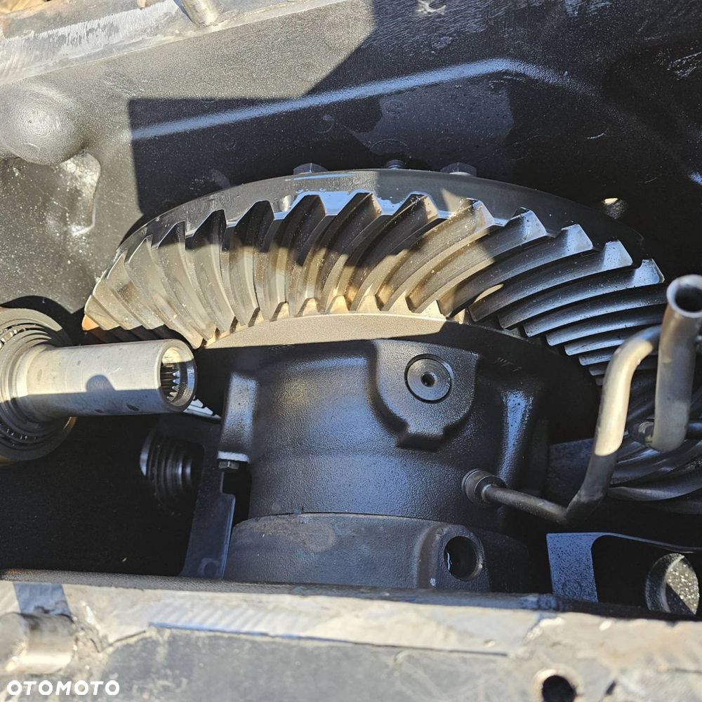 MECHANIZM RÓŻNICOWY TRAKTOR NEW HOLLAND T8.390 87341260 54/11 - 2
