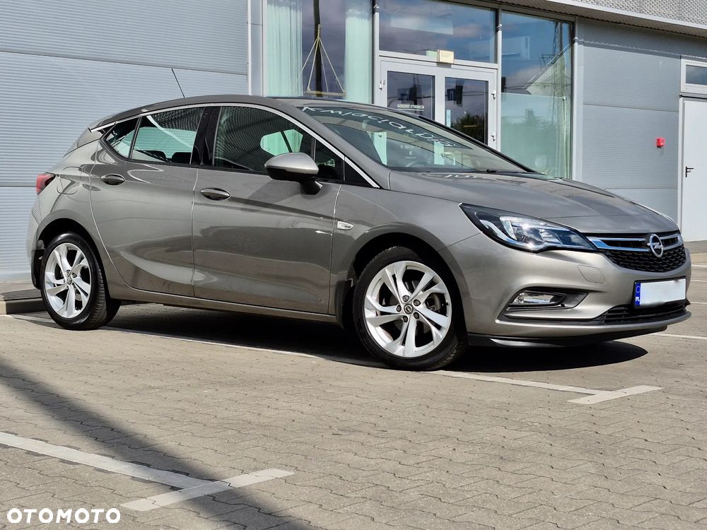 Opel Astra V 1.4 T Dynamic - 11