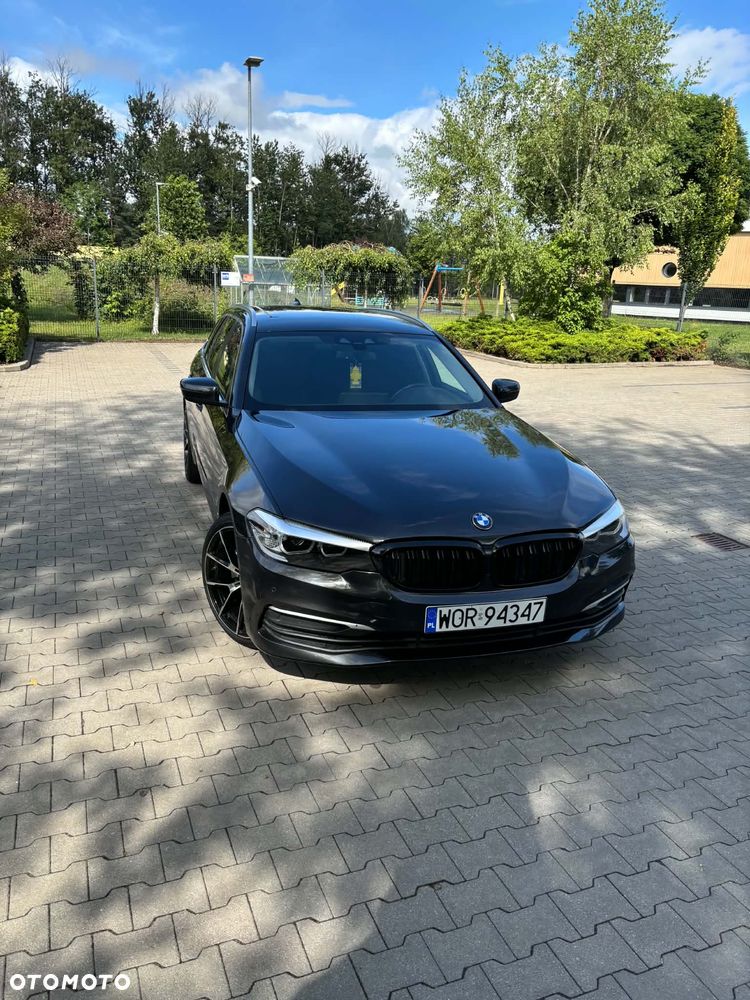 BMW Seria 5 520d Luxury Line - 4