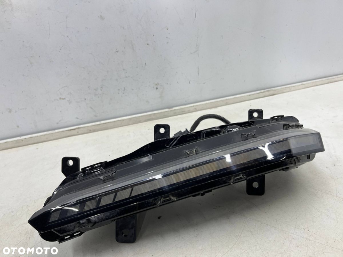 Lampa reflektor Peugeot 308 III T10 P5 21r.- prawy przedni LED DRL w zderzak światło 9835230880 - 1