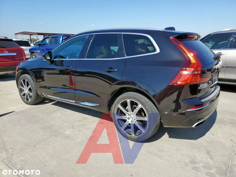 Volvo XC 60 T5 AWD Inscription - 4