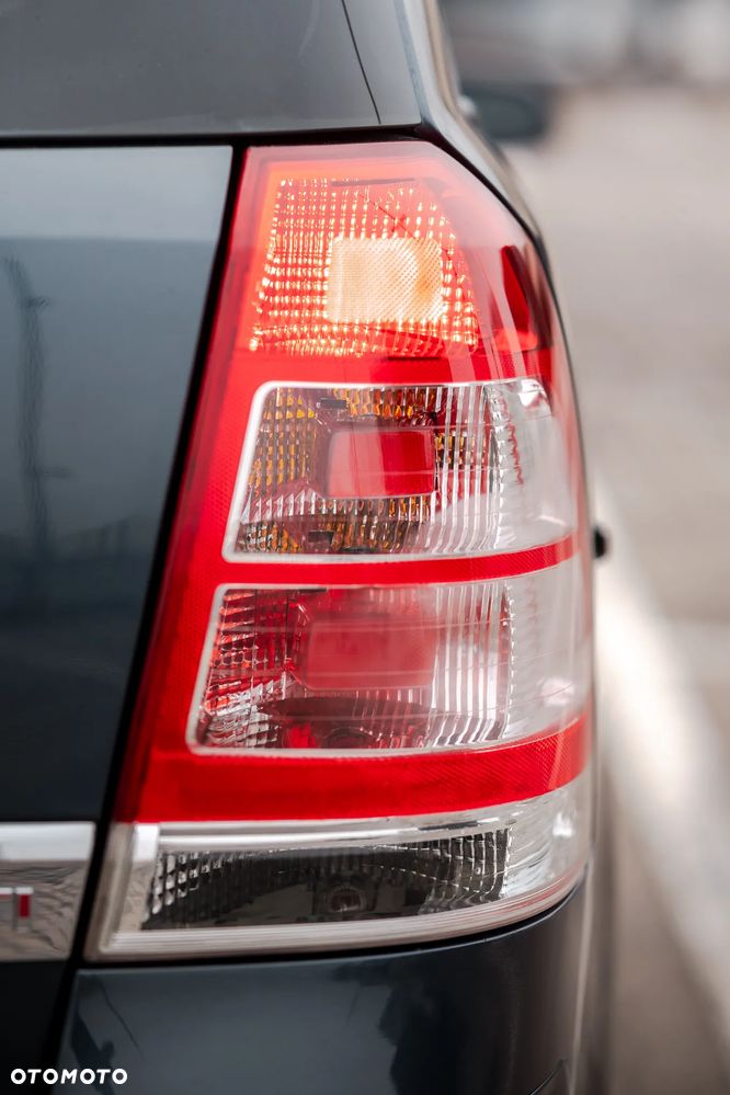 Opel Zafira 1.9 CDTI Cosmo - 10