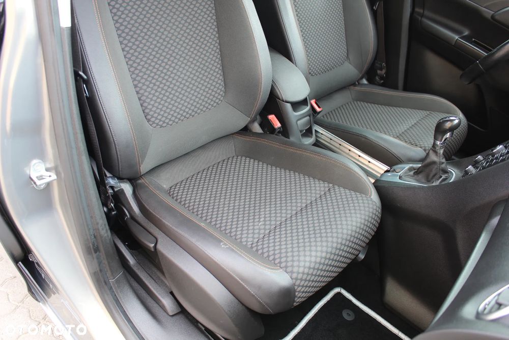 Opel Meriva - 24