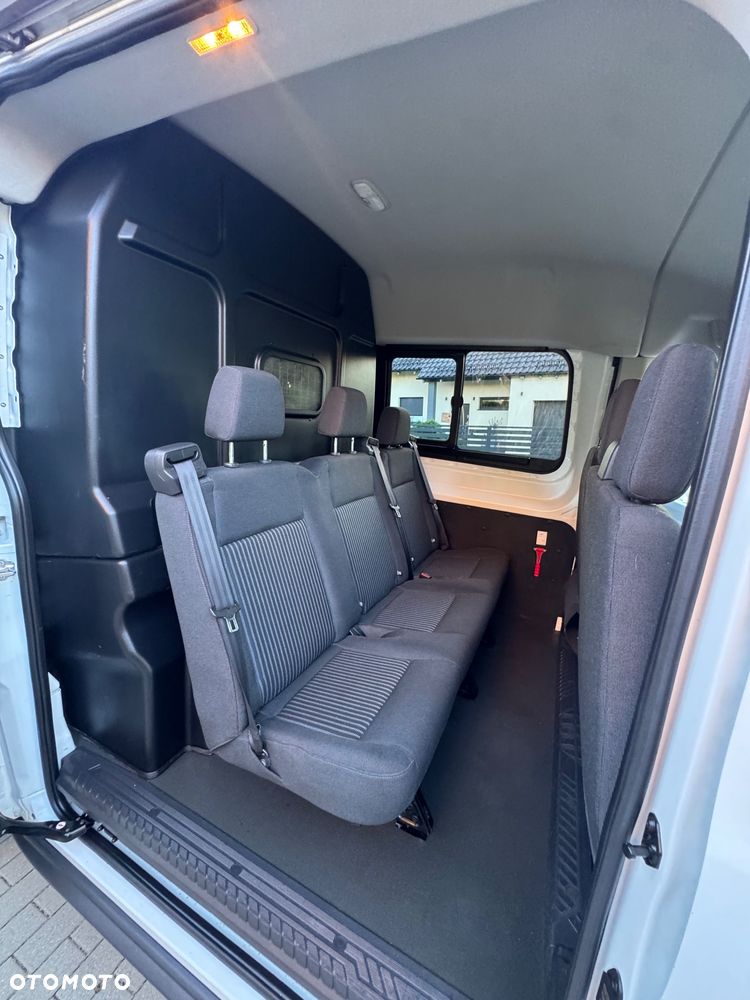 Ford Transit - 10