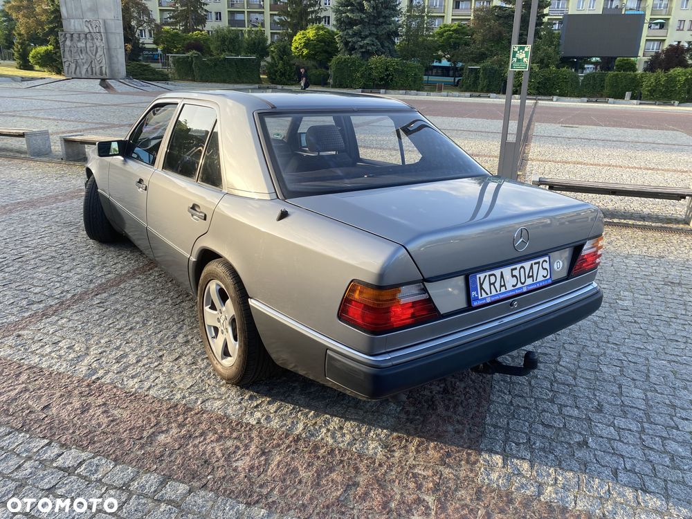 Mercedes-Benz W124 (1984-1993) - 5