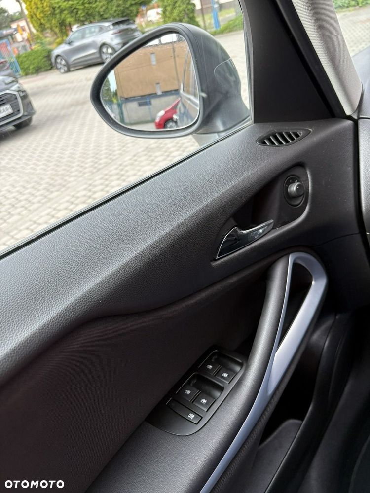 Opel Zafira - 29