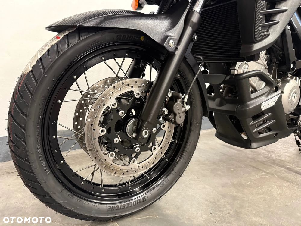 Suzuki V-STROM - 11