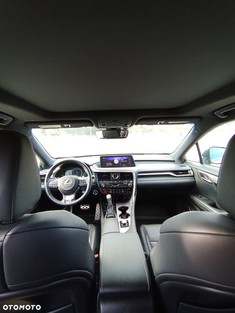 Lexus RX - 4
