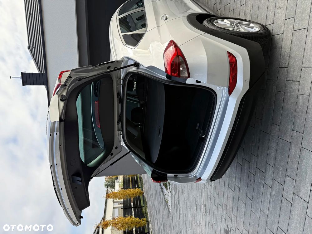 Hyundai Tucson blue 1.7 CRDi 2WD Style - 18