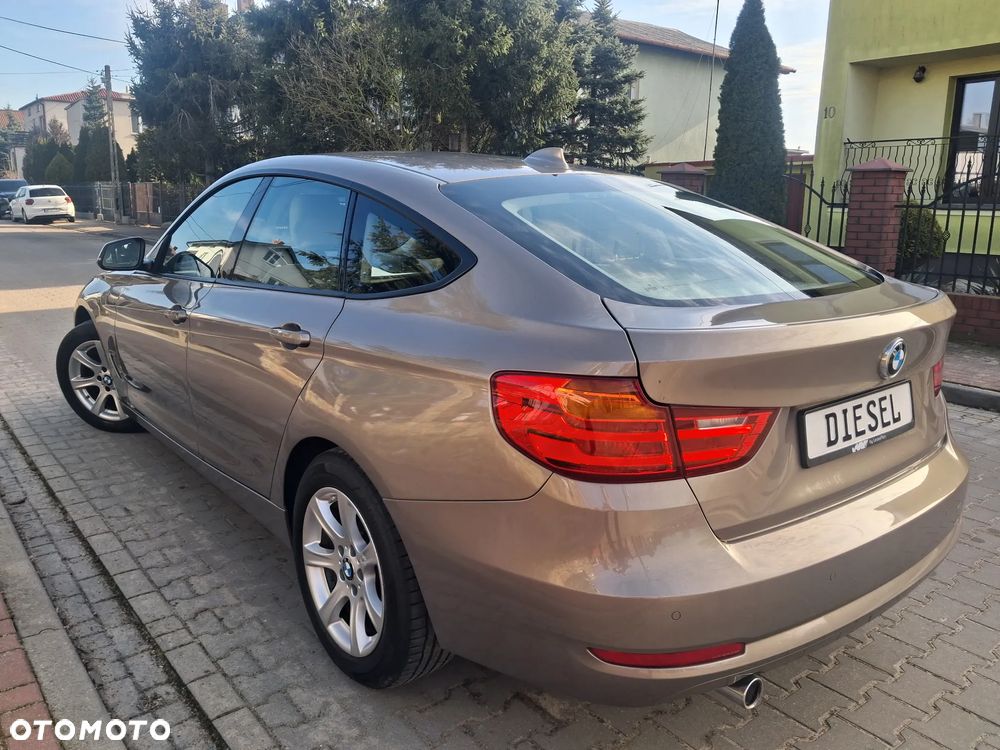 BMW 3GT 318d Luxury Line - 30