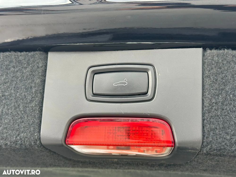 Porsche Cayenne 3.0 L - 28
