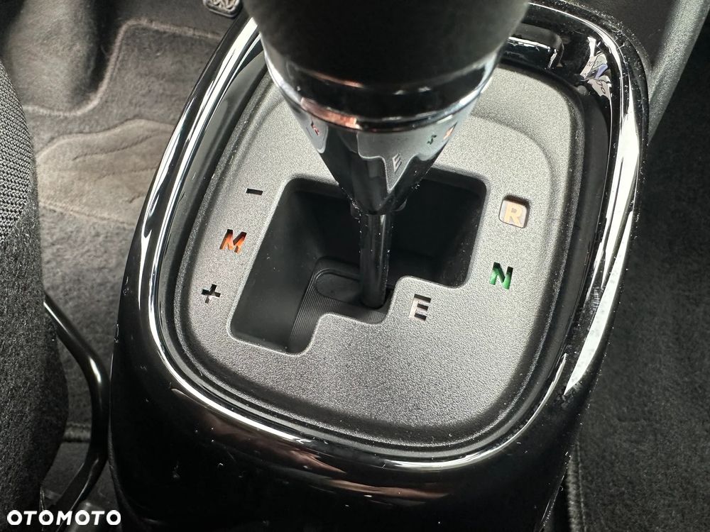 Peugeot 108 VTI 72 ETG5 Top Collection - 25