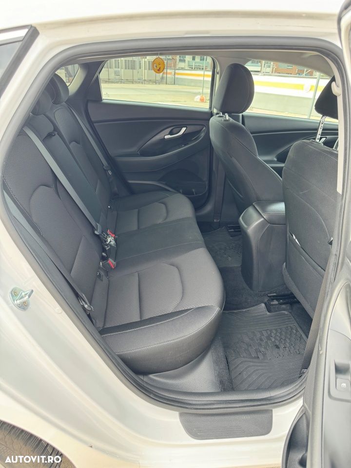 Hyundai i30 1.4 T-GDi 140CP 5DR 7DCT Exclusive - 25