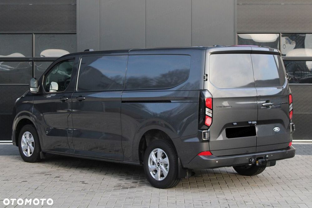 Ford Transit Custom 320 L2H1 Limited 2.0 150KM - 10