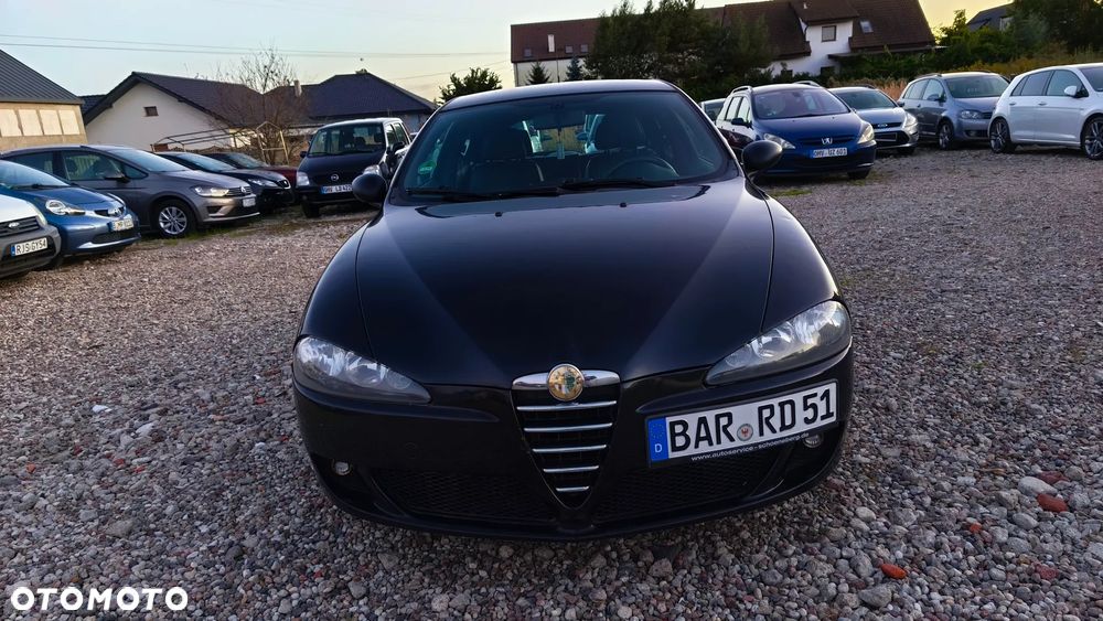 Alfa Romeo 147 - 3