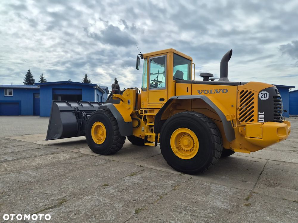 Volvo L 110 E spr z Niemiec tylko 6815 mtg !!! - 4