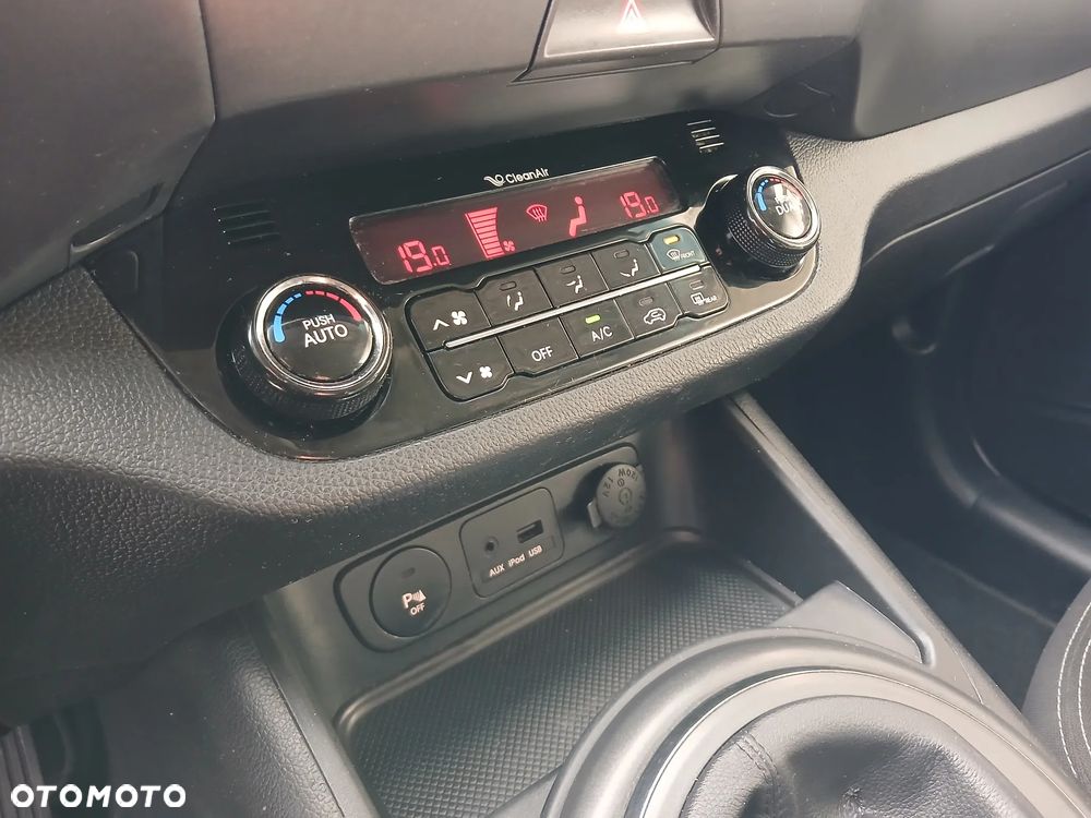 Kia Sportage 1.7 CRDI L 2WD - 8