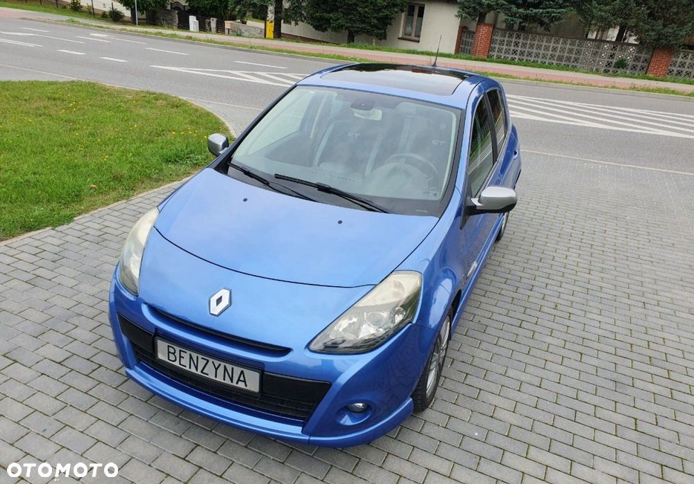 Renault Clio - 28