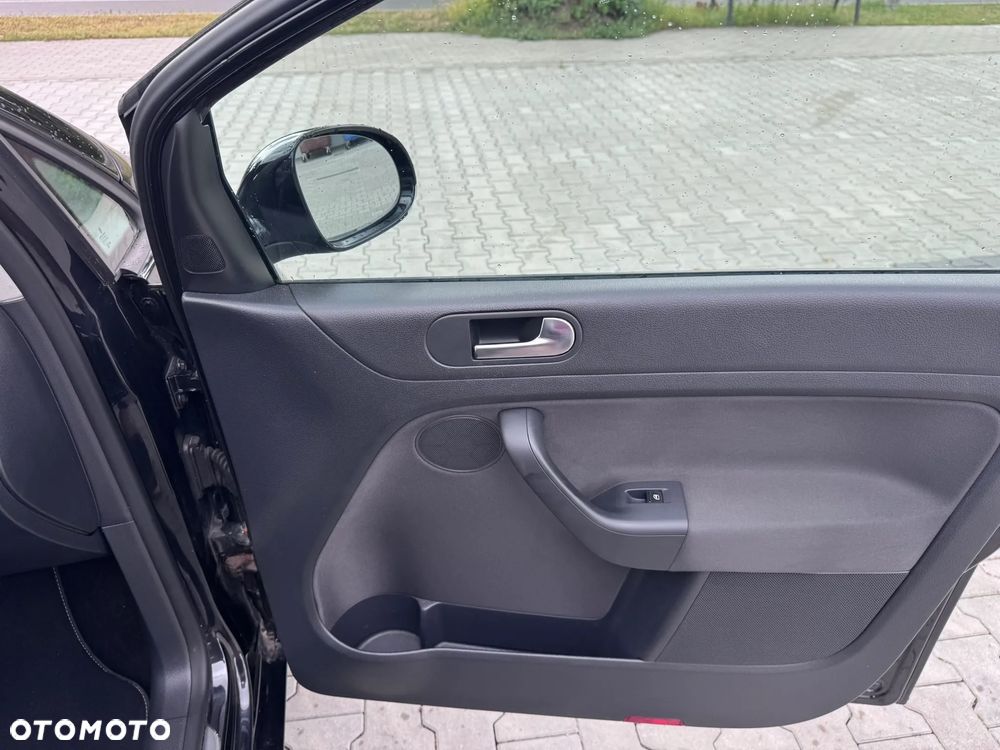 Volkswagen Golf Plus 1.2 TSI MATCH - 21