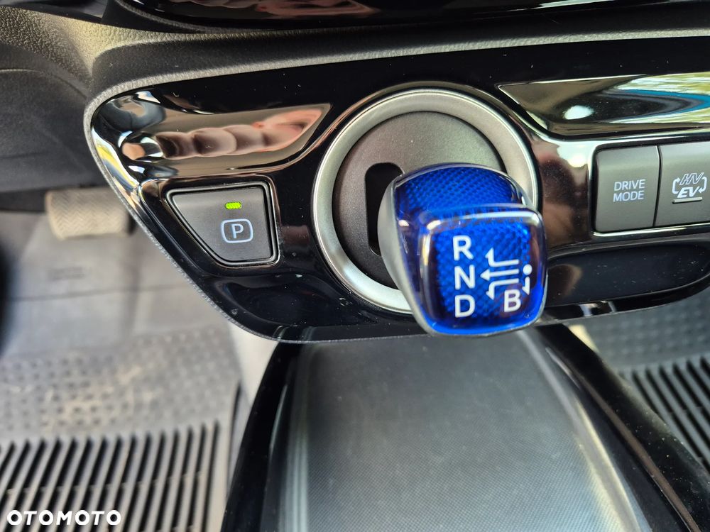 Toyota Prius Hybrid Comfort - 35