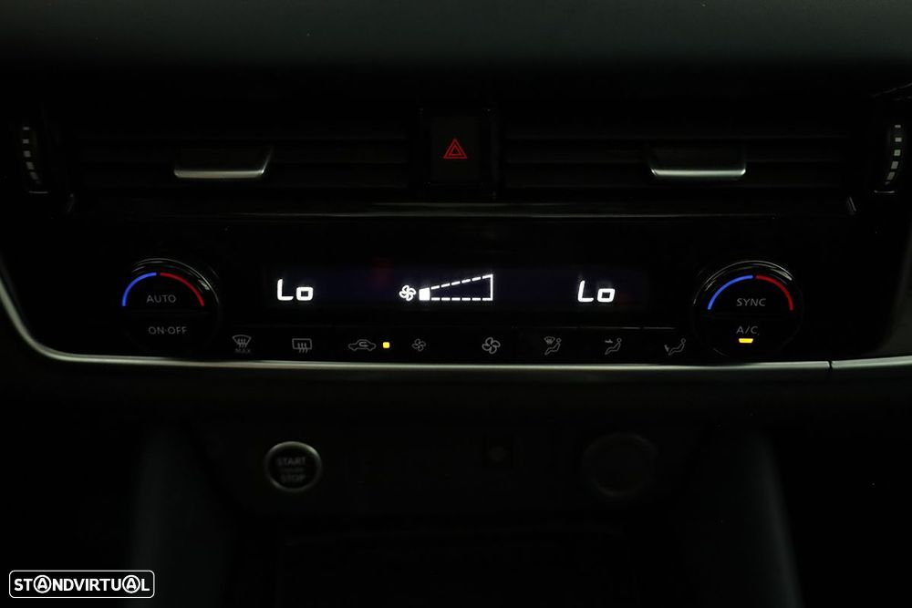 Nissan Qashqai 1.3 DIG-T Tekna SKY - 13
